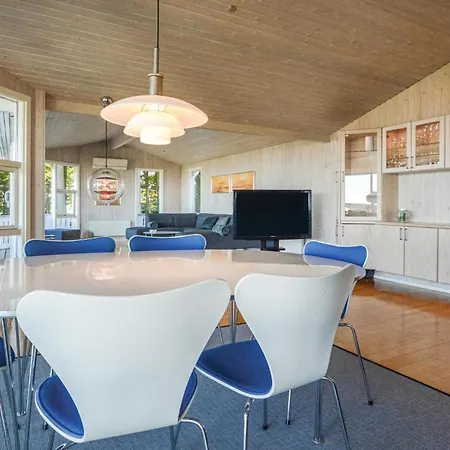 Two-Bedroom Holiday Home In Aabenraa بيت للعطل أبينرا